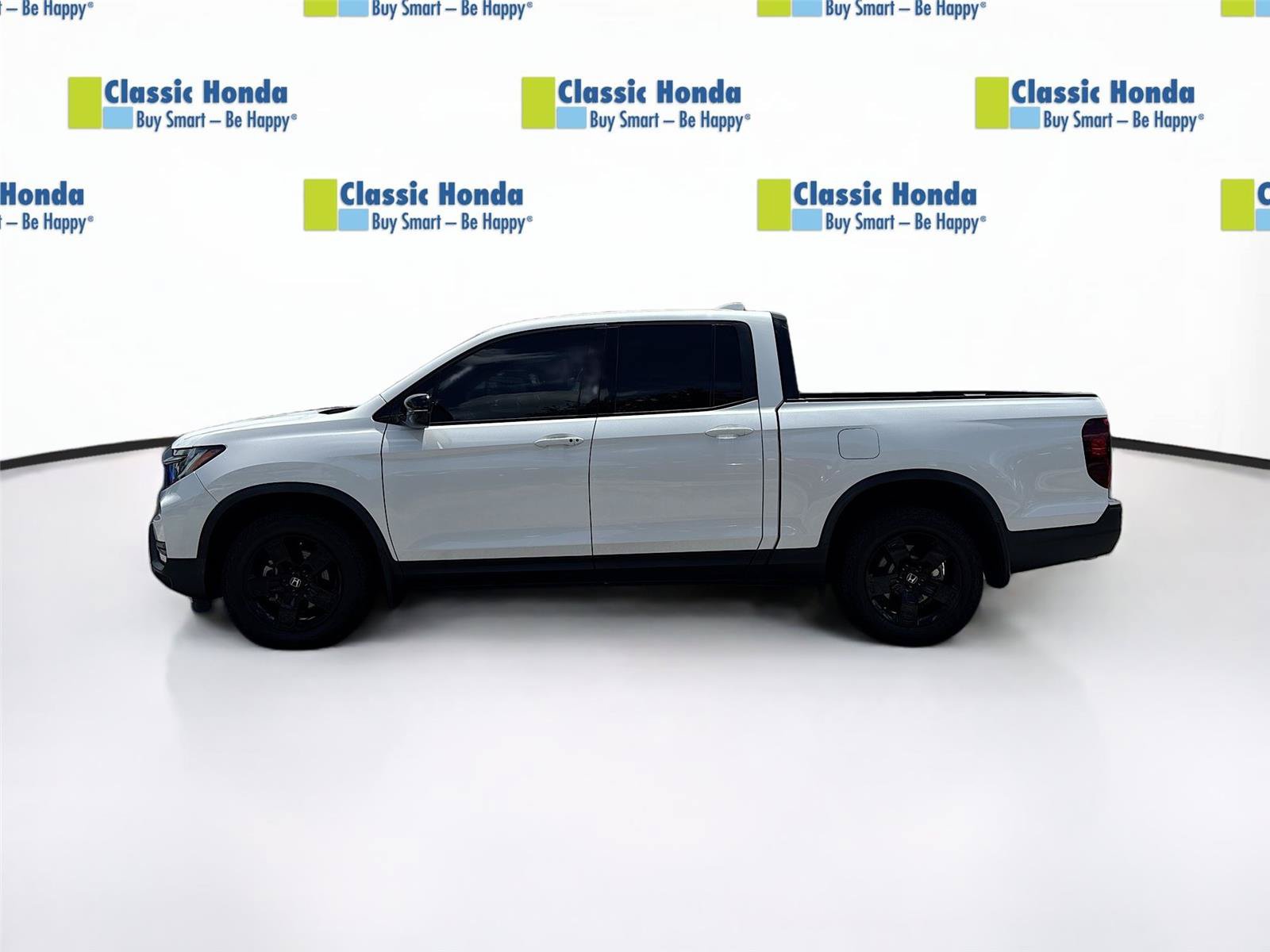 Certified 2024 Honda Ridgeline Black Edition image 4