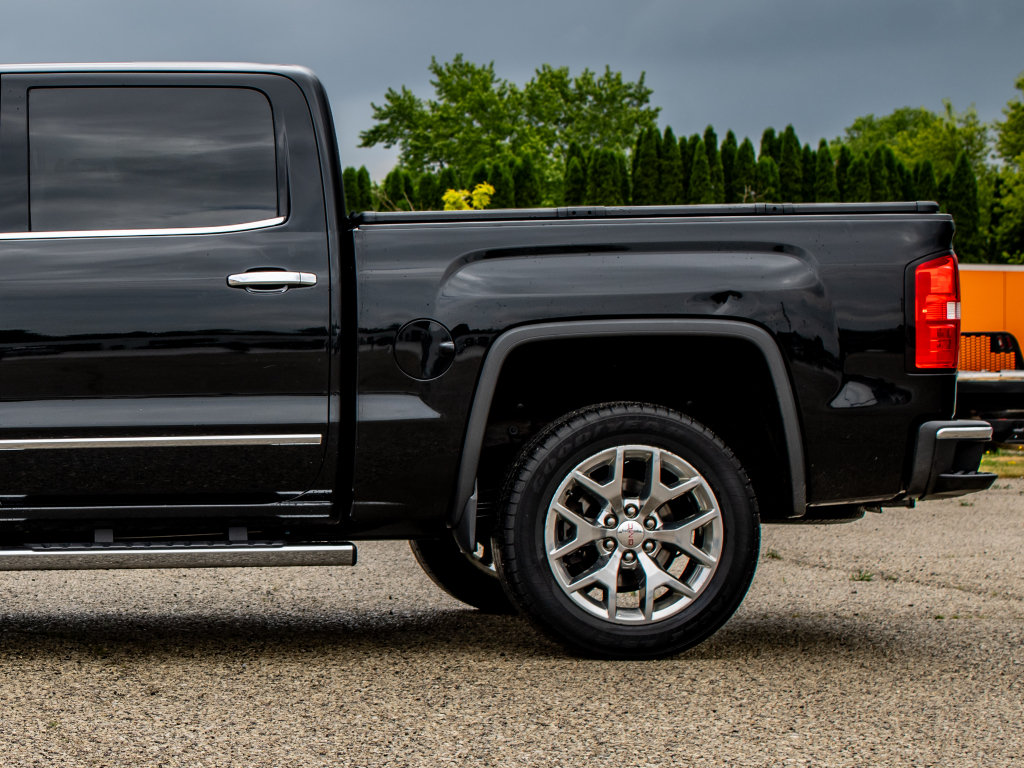 Used 2015 GMC Sierra 1500 SLT w/ SLT Crew Cab Value Package AWD/4WD image 21