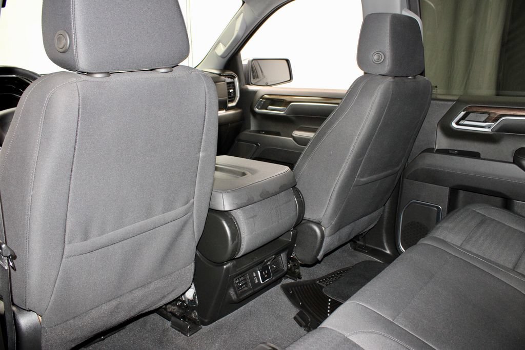 Used 2022 Chevrolet Silverado 1500 LT AWD/4WD image 22