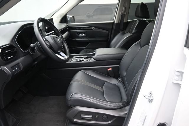 Certified 2024 Honda Pilot Touring image 21