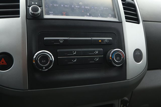 Used 2020 Nissan Frontier S image 17