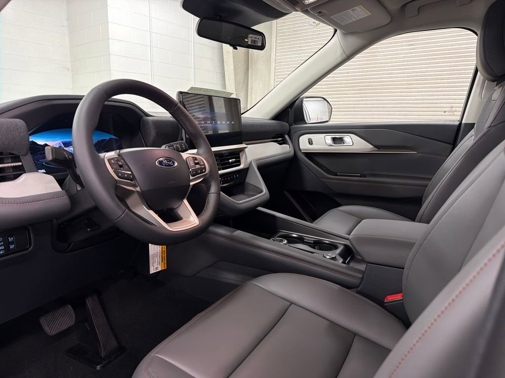 New 2026 Ford Explorer Active image 6