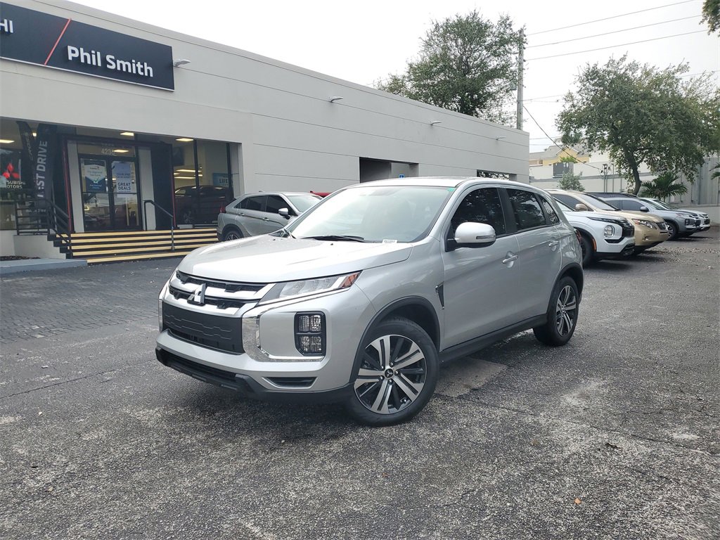 New 2025 Mitsubishi Outlander Sport SE image 3