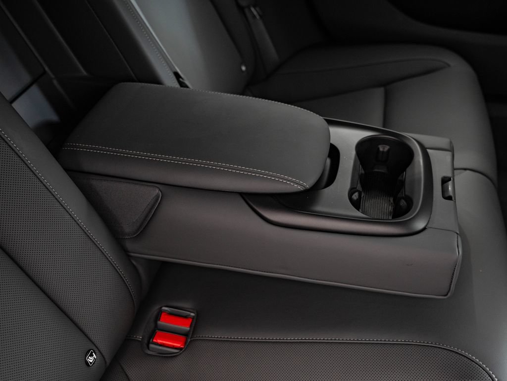 Used 2024 Lucid Air Pure RWD image 43