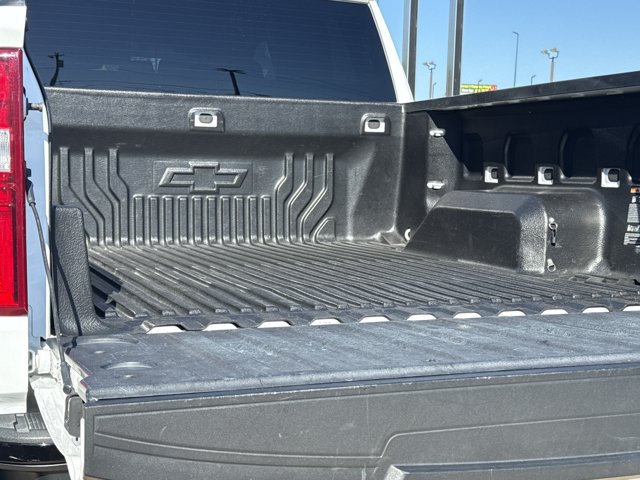 Used 2021 Chevrolet Silverado 1500 Custom Trail Boss w/ LPO, Dark Essentials Package AWD/4WD image 8
