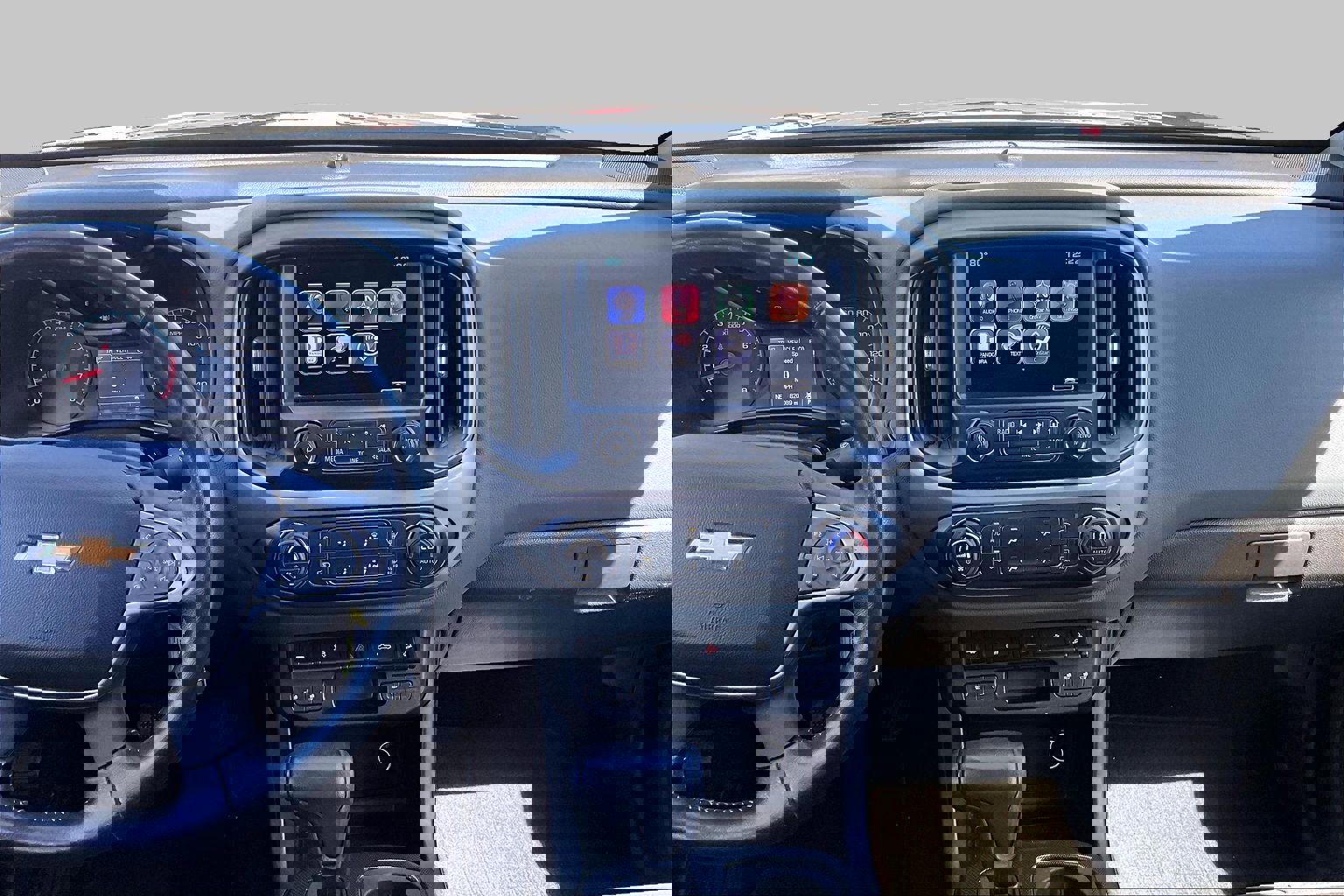 Used 2015 Chevrolet Colorado Z71 AWD/4WD image 6