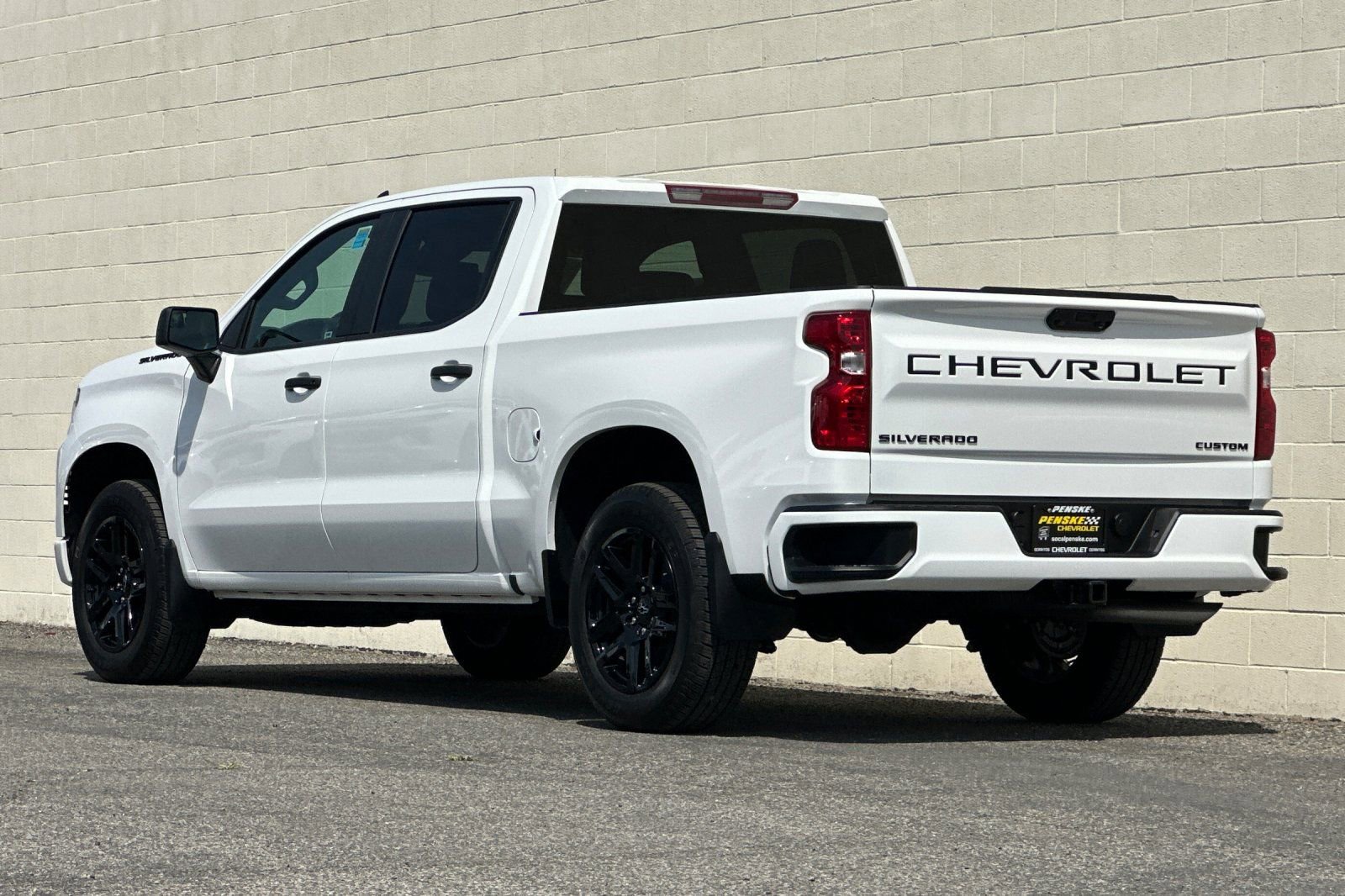 Used 2026 Chevrolet Silverado 1500 Custom w/ LPO, Dark Essentials Package image 6