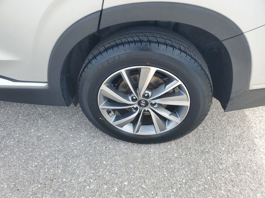 Used 2019 Hyundai Santa Fe Limited image 19