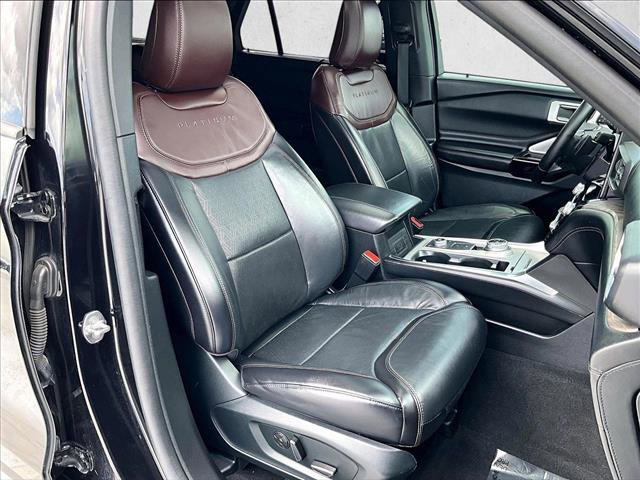Used 2021 Ford Explorer Platinum w/ Equipment Group 601A image 9