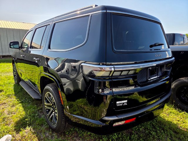 New 2026 Jeep Grand Wagoneer 2WD w/ Premium Group I image 4