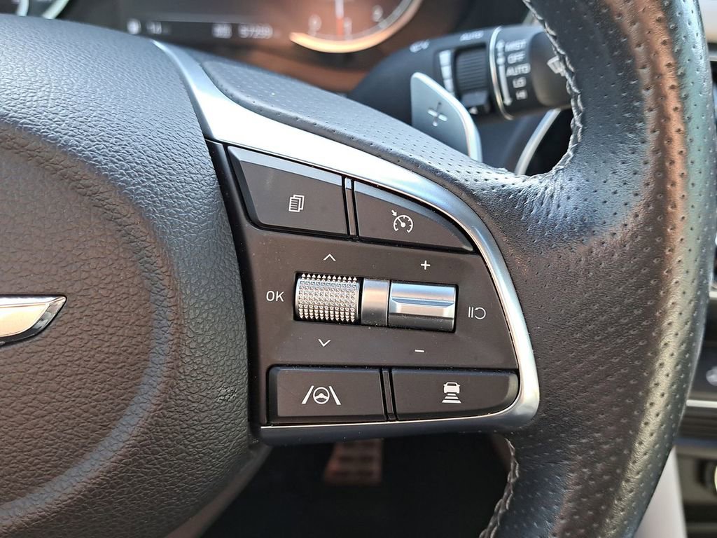 Used 2022 Genesis G70 3.3T image 28