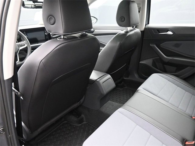 New 2025 Volkswagen Jetta SE image 12