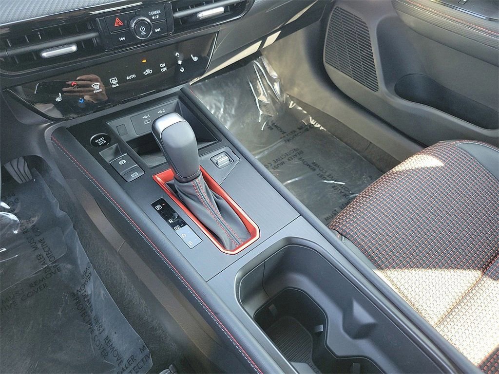 New 2026 Nissan Kicks SR w/ SR Premium Package image 13