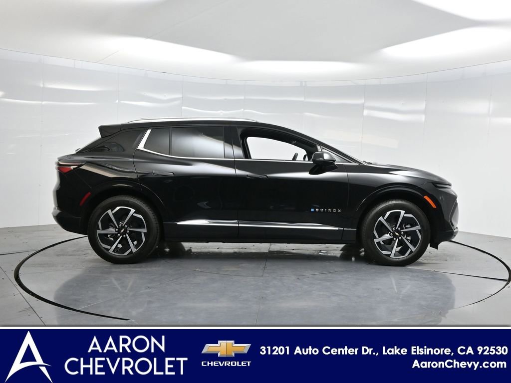 New 2025 Chevrolet Equinox EV LT w/ Convenience Package image 32