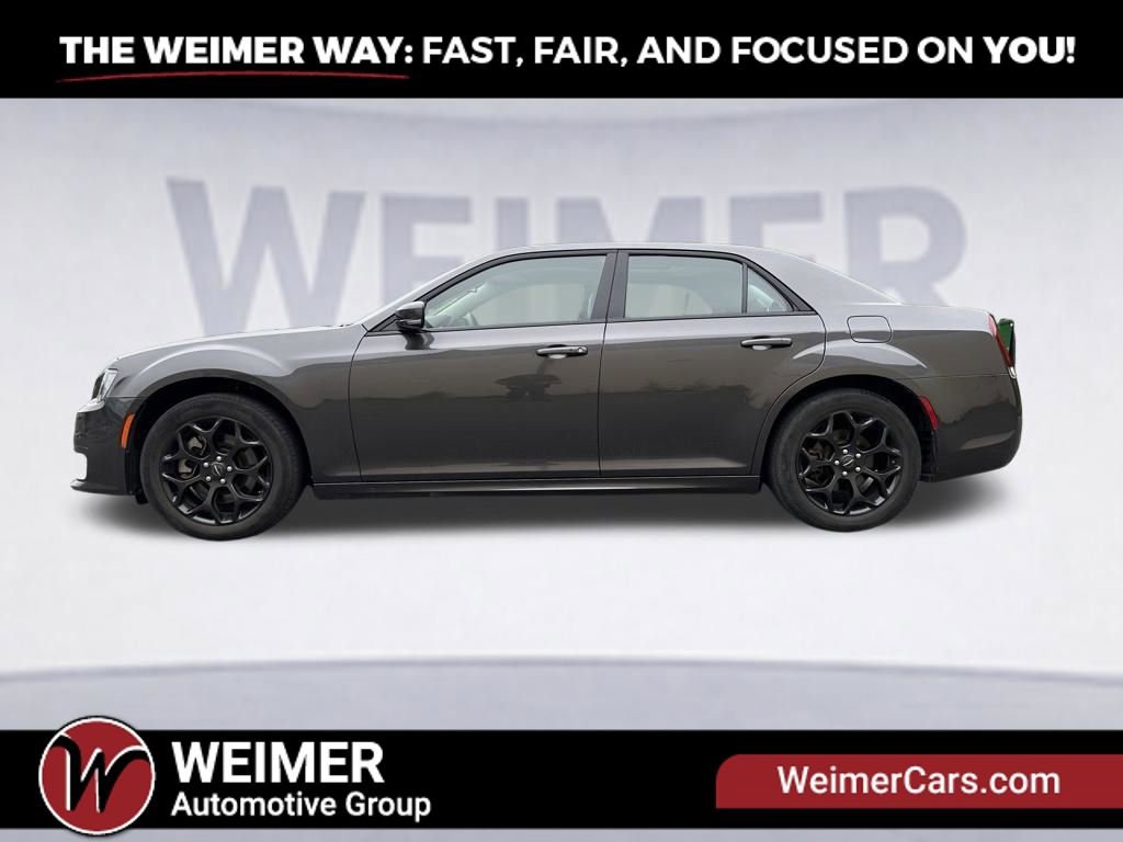 Used 2023 Chrysler 300 Touring L w/ Popular Equipment Group AWD/4WD image 6
