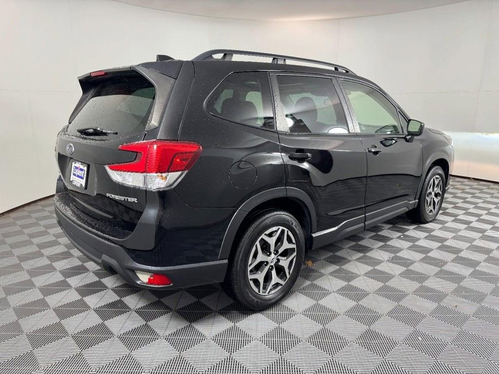 Used 2022 Subaru Forester Premium video 3