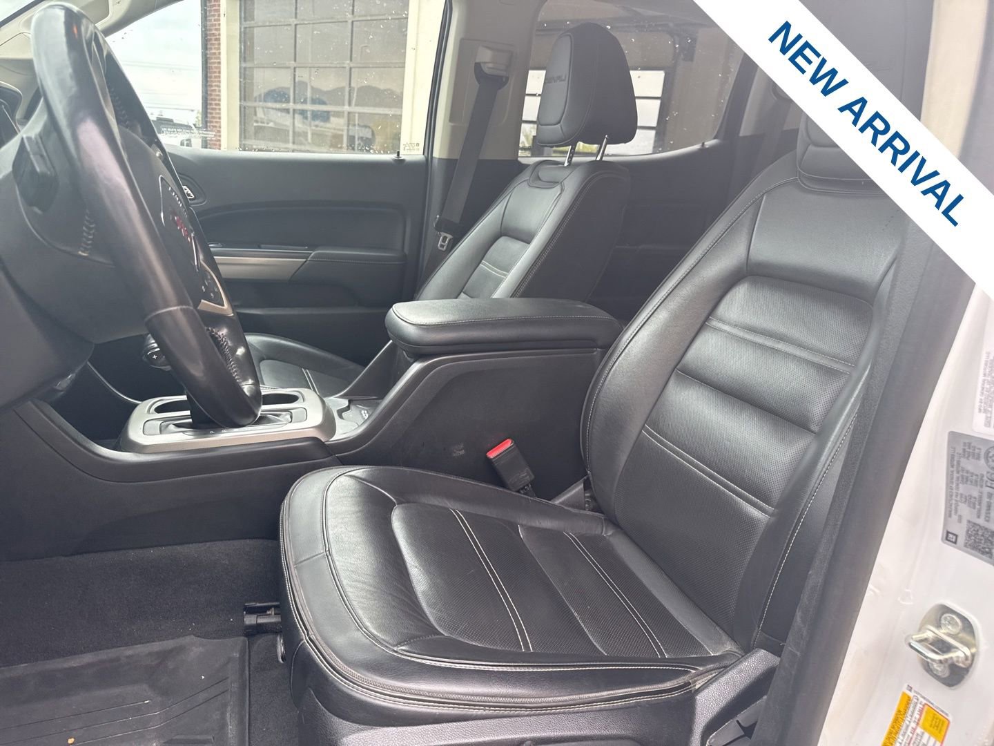 Used 2020 GMC Canyon Denali image 16