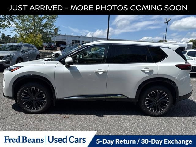 Certified 2024 Nissan Rogue Platinum w/ Platinum Premium Package AWD/4WD image 4