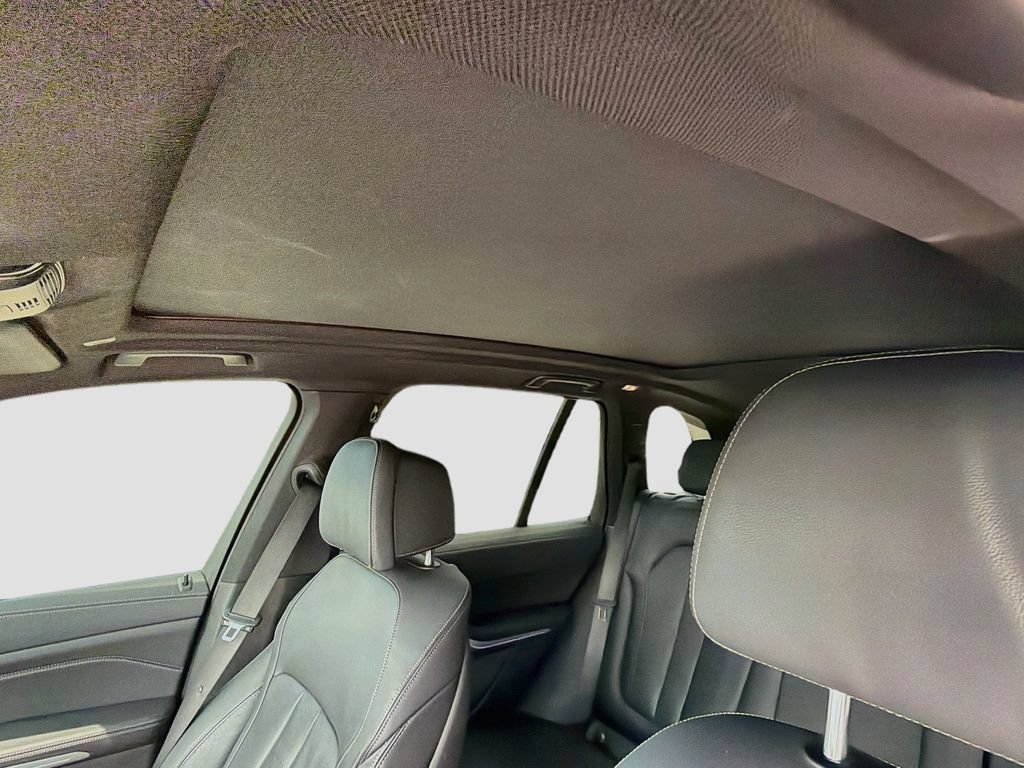 Used 2021 BMW X5 sDrive40i w/ Premium Package RWD image 27