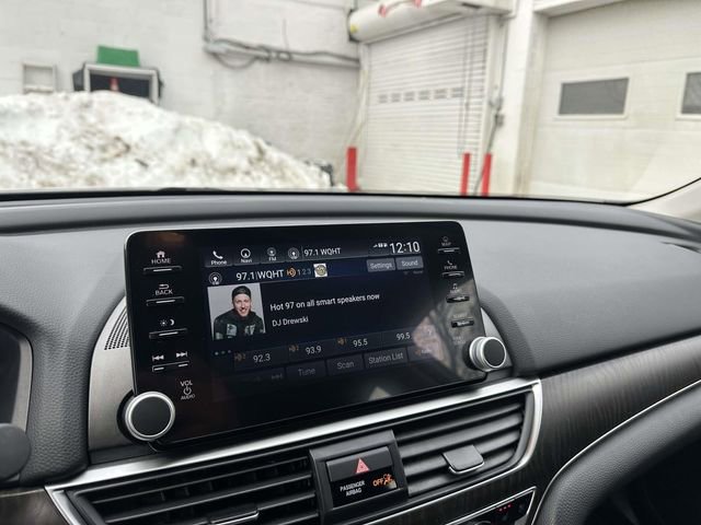 Certified 2021 Honda Accord Touring image 24