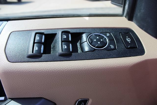 Used 2019 Ford F250 XLT w/ XLT Premium Package AWD/4WD image 13