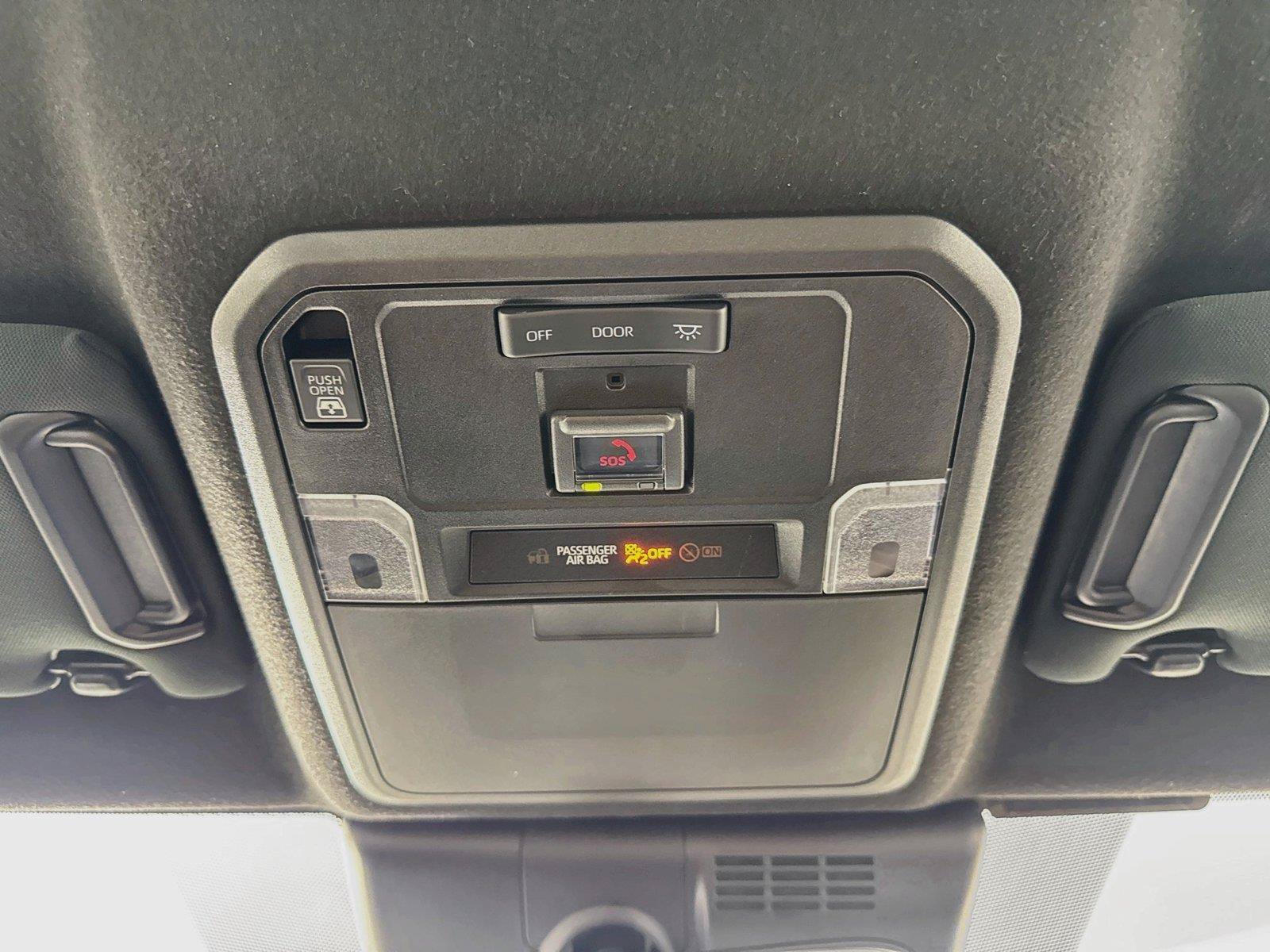 Certified 2025 Toyota 4Runner SR5 AWD/4WD image 6