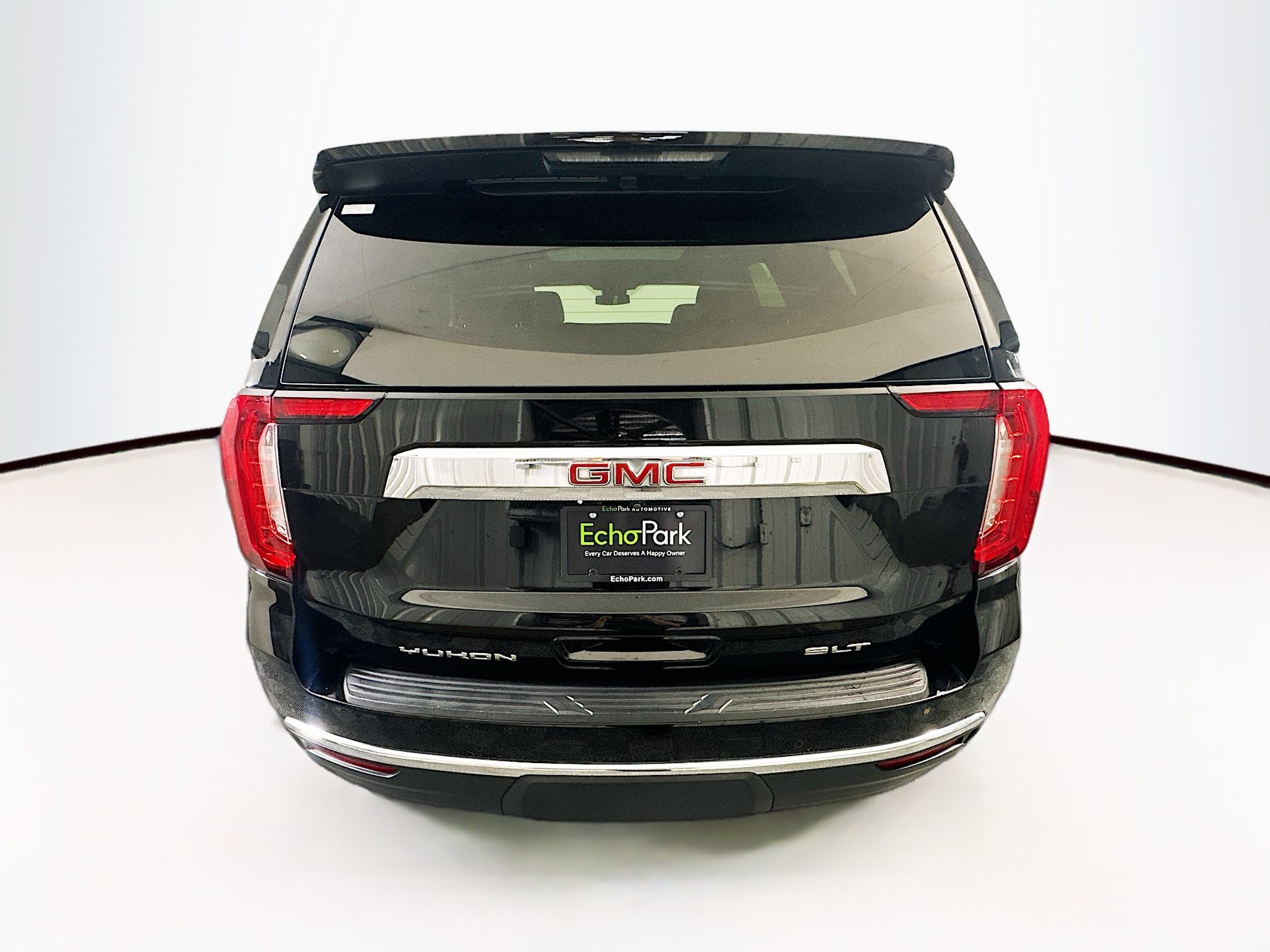 Used 2024 GMC Yukon SLT w/ SLT Premium Package RWD image 7