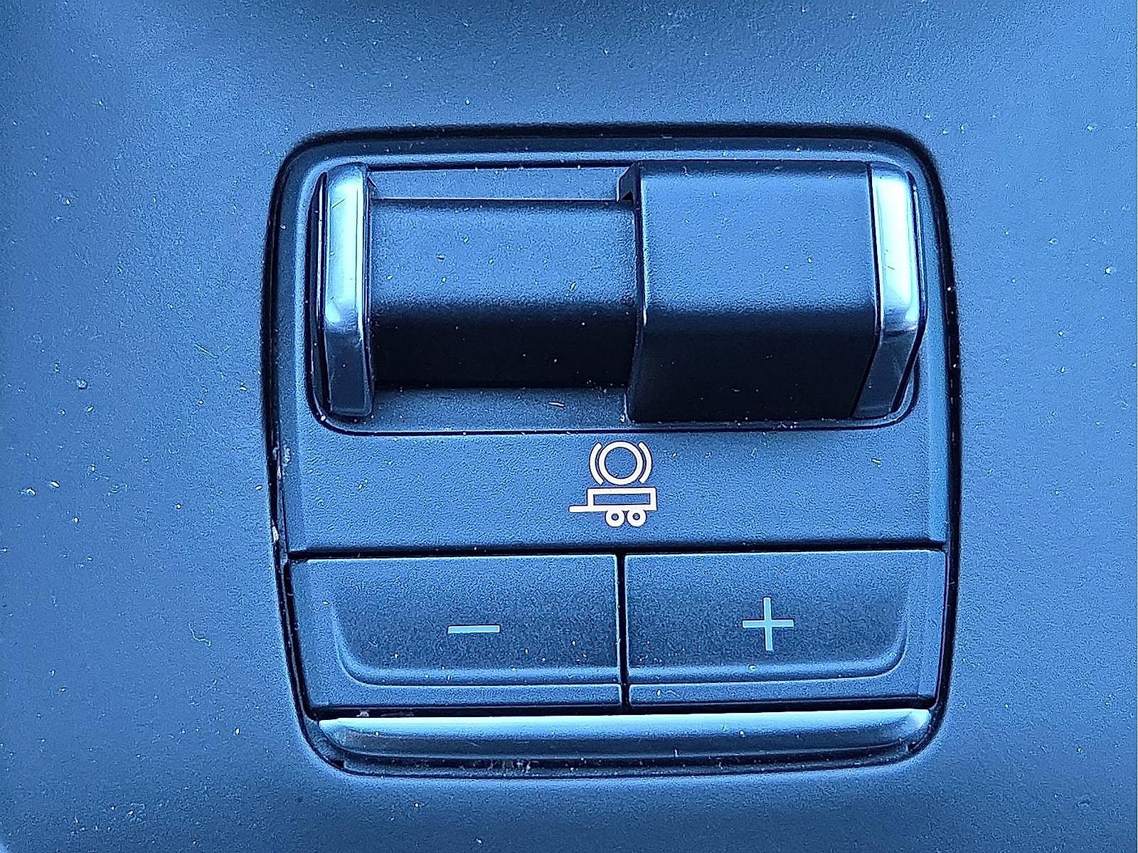 Certified 2023 GMC Sierra 1500 AT4X image 16