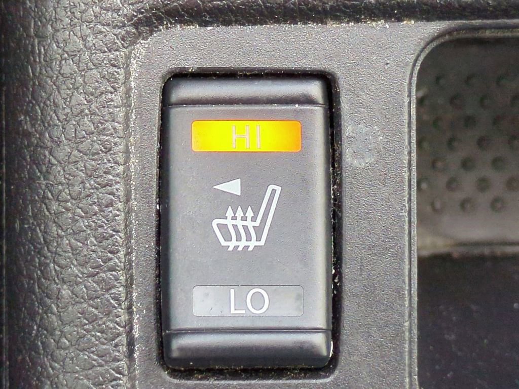 Certified 2020 Nissan Rogue SV image 23