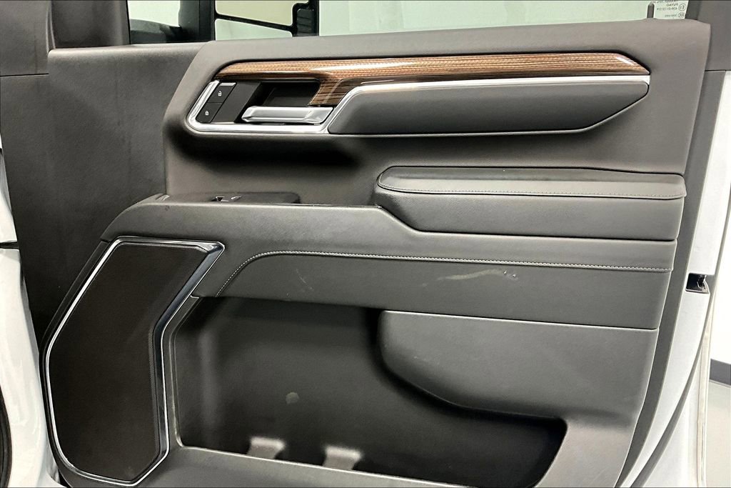 Used 2024 Chevrolet Silverado 2500 LT image 23