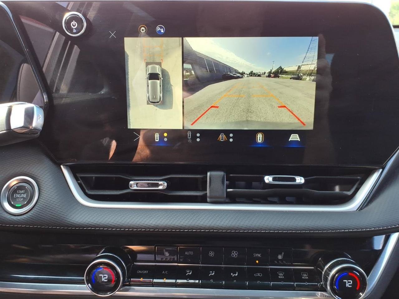 Used 2025 Chevrolet Equinox LT w/ Convenience Package II FWD image 13