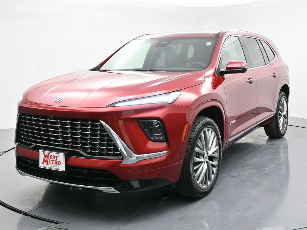 New 2025 Buick Enclave Avenir w/ Super Cruise Package image 2