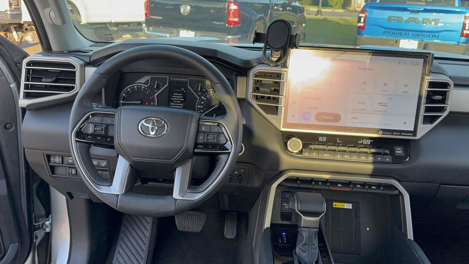 Used 2023 Toyota Tundra Limited w/ Power Package AWD/4WD image 15