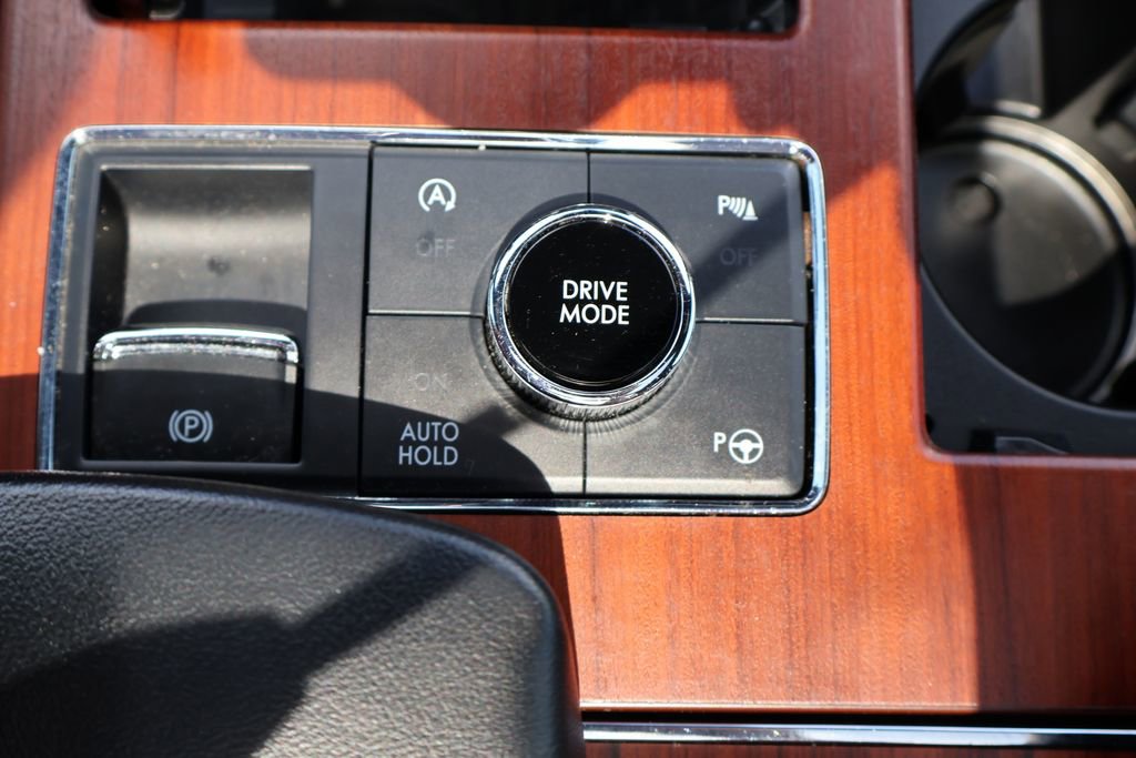 Used 2021 Lincoln Navigator L Reserve AWD/4WD image 17