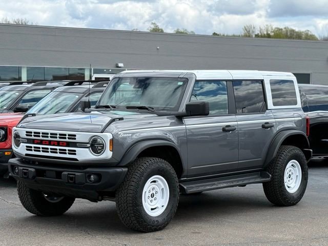 Used 2025 Ford Bronco Heritage Edition AWD/4WD image 36