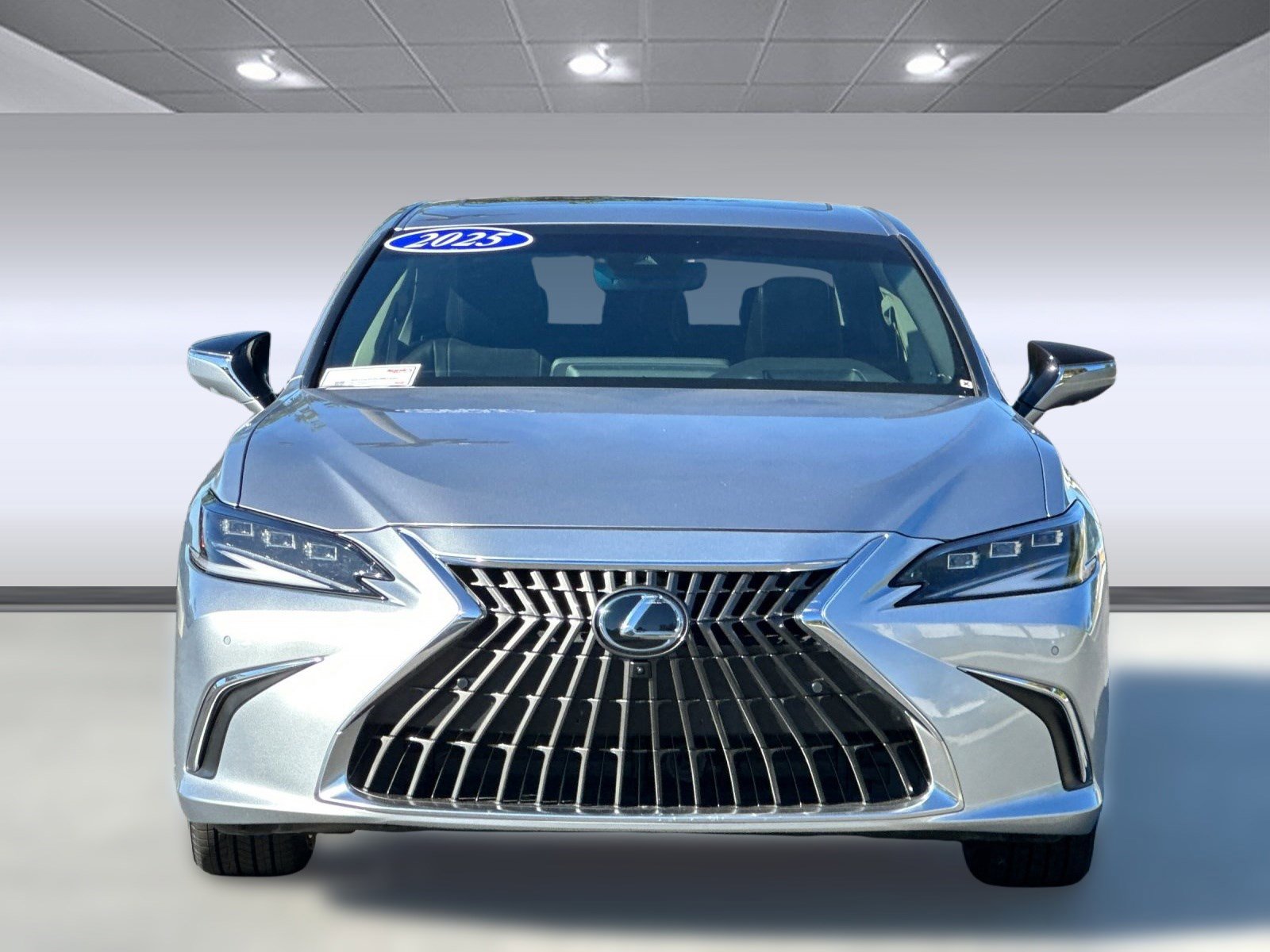 Certified 2025 Lexus ES 300h w/ Luxury Package image 5