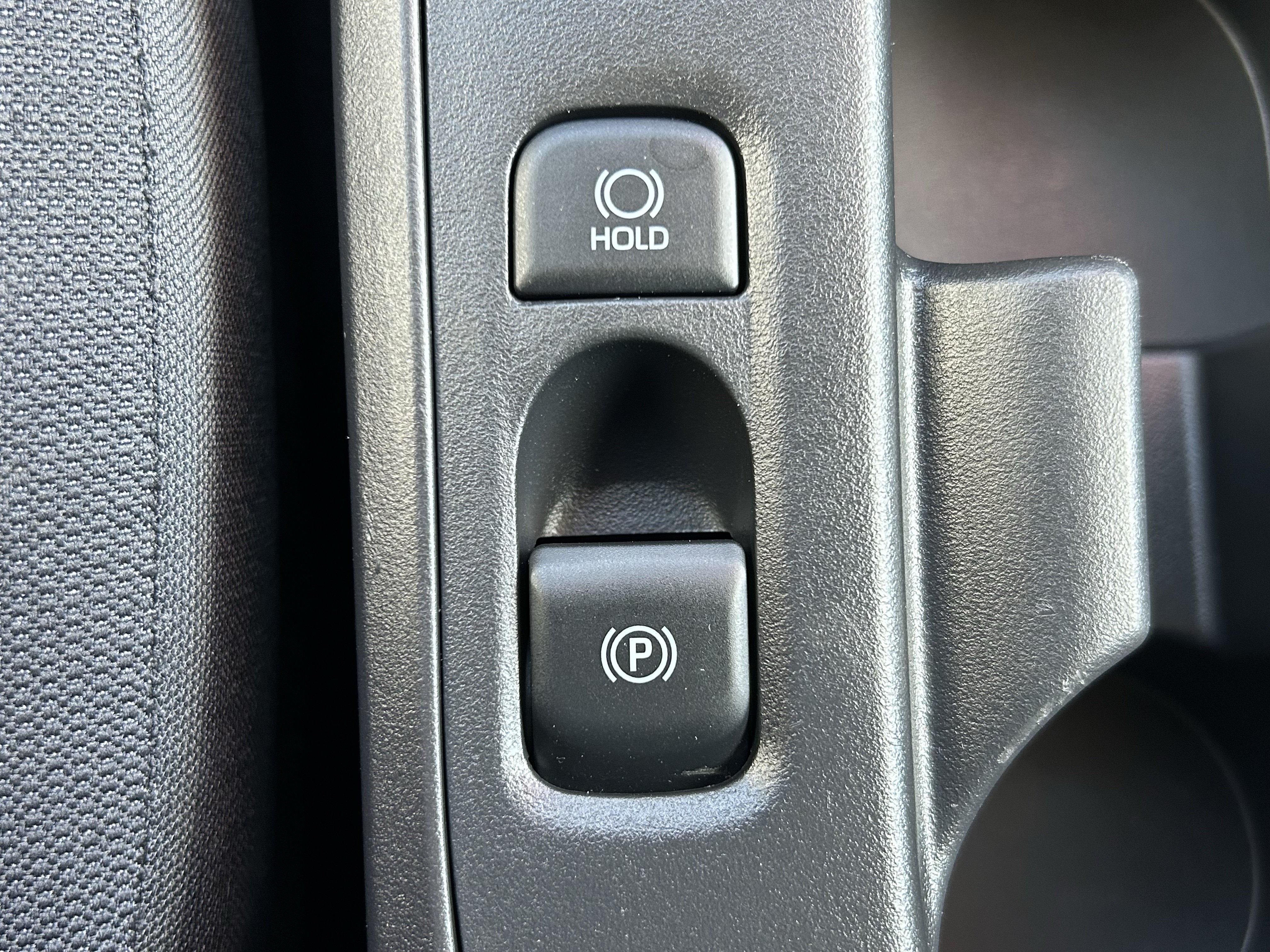 Certified 2025 Toyota Corolla LE FWD image 31