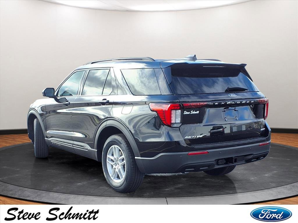 New 2026 Ford Explorer Active image 3