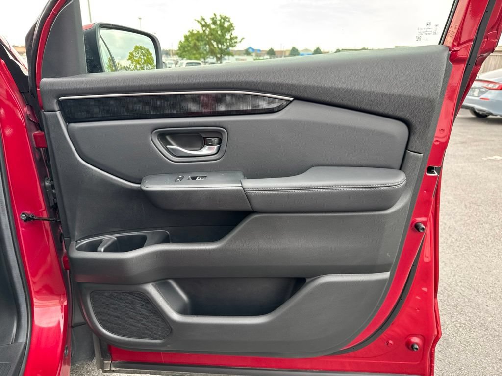 Certified 2025 Honda Pilot Elite image 41