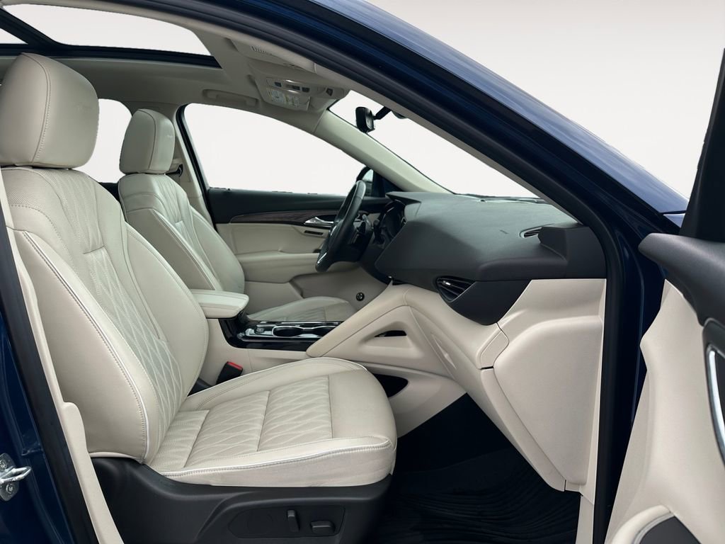 Used 2023 Buick Envision Avenir image 15