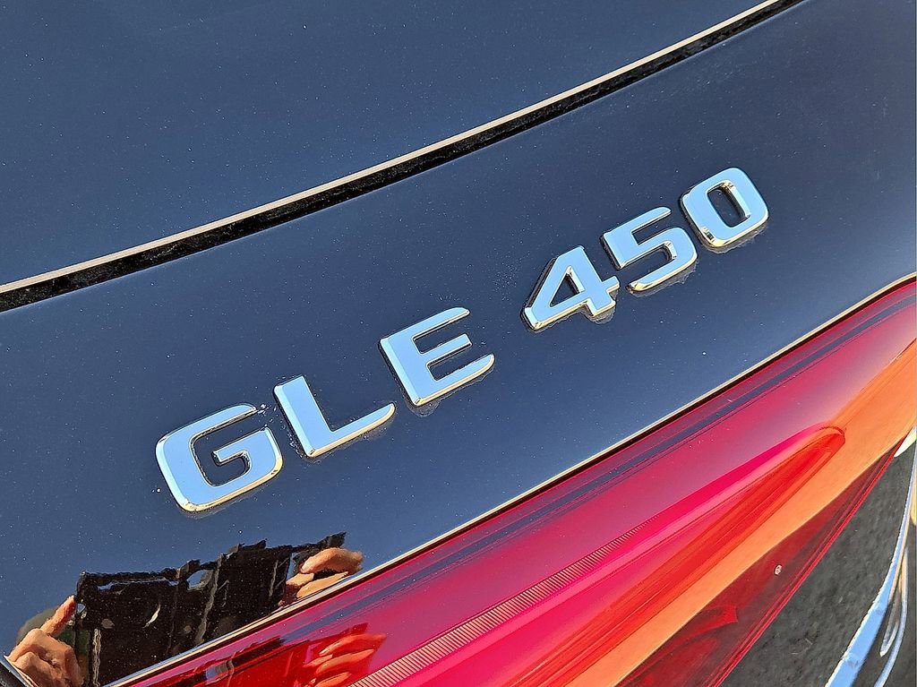 Used 2025 Mercedes-Benz GLE 450 4MATIC w/ Warmth & Comfort Package image 12