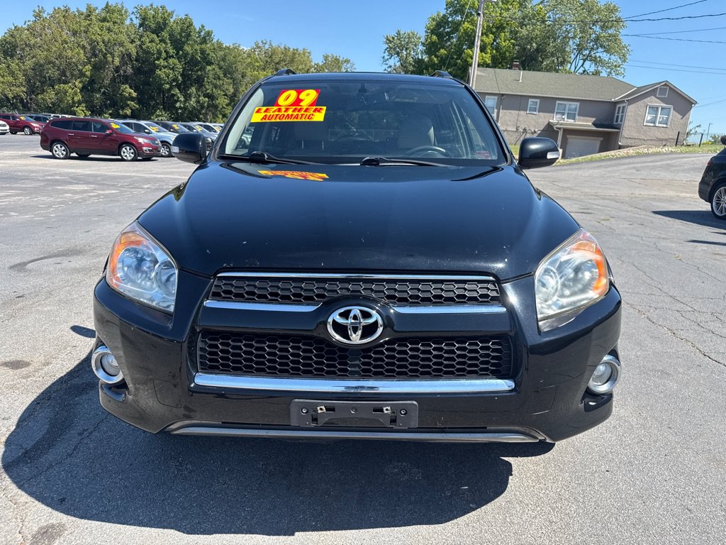 Used 2009 Toyota RAV4 Limited FWD image 3