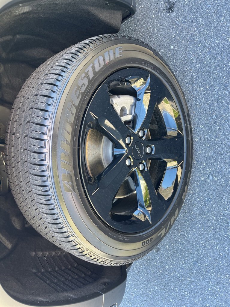 New 2025 Jeep Grand Cherokee L Altitude image 16