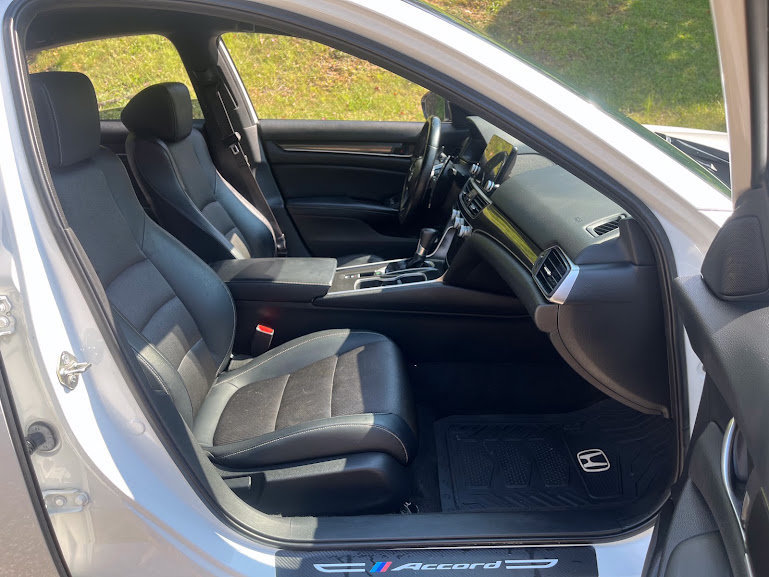 Used 2018 Honda Accord Sport image 36