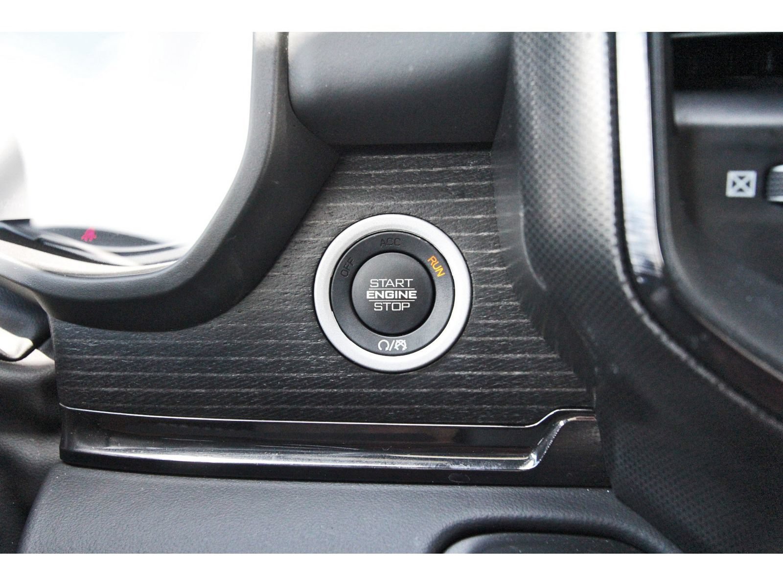 Used 2023 RAM 1500 Limited w/ Body Color Bumper Group AWD/4WD image 21