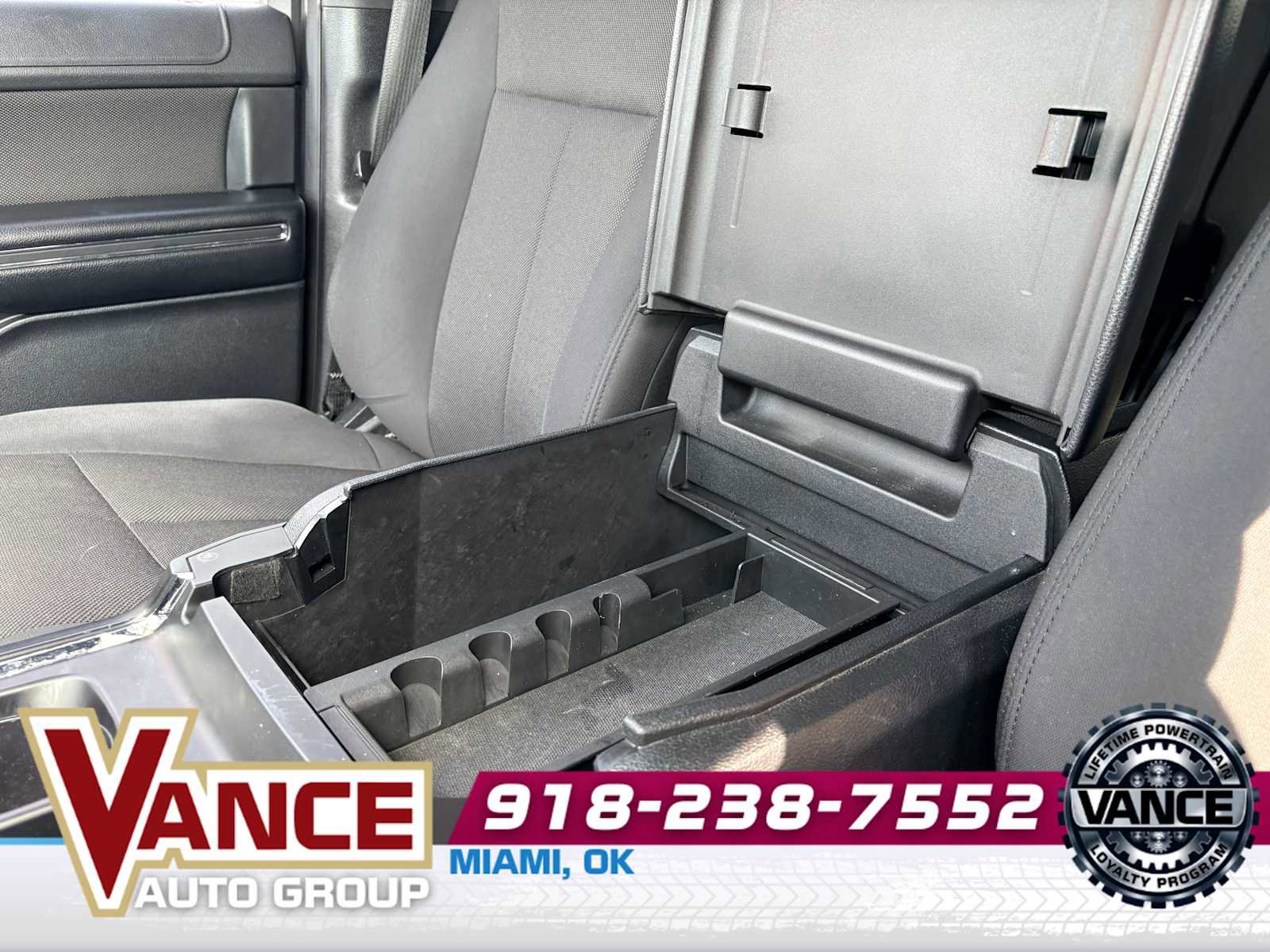 Used 2020 Ford Expedition XL AWD/4WD image 33