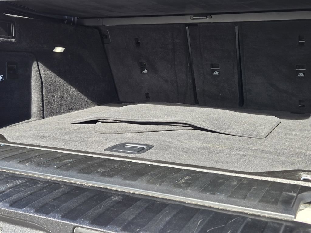 Used 2023 BMW X5 xDrive40i w/ M Sport Package image 32