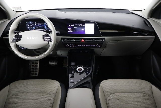 Used 2023 Kia Niro Wave FWD image 13