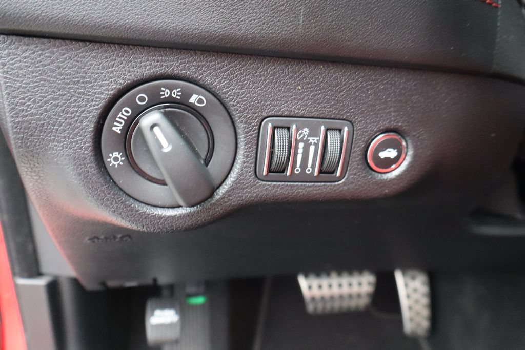 Used 2022 Dodge Charger Scat Pack RWD image 13