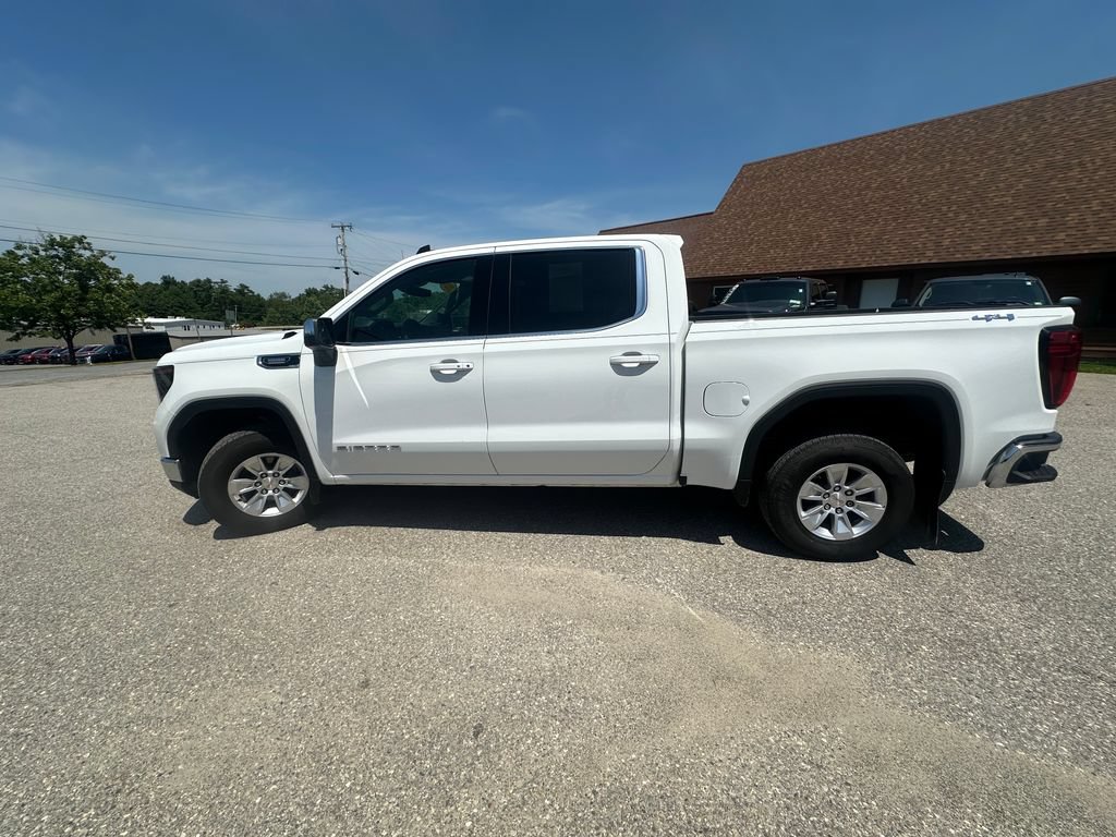 Used 2024 GMC Sierra 1500 SLE AWD/4WD image 2